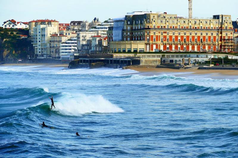 Top 5 des lieux incontournables à Biarritz